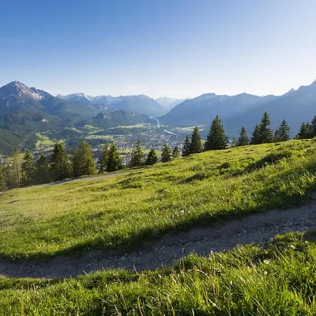 Blick Auf Ehrenberg *