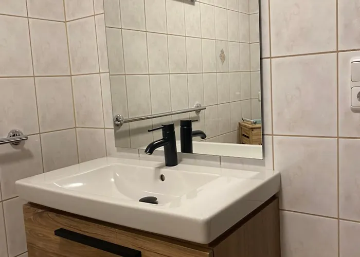 Blick Auf Ehrenberg * Reutte