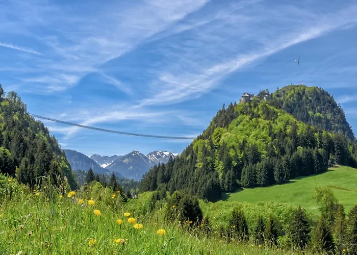 Blick Auf Ehrenberg Reutte