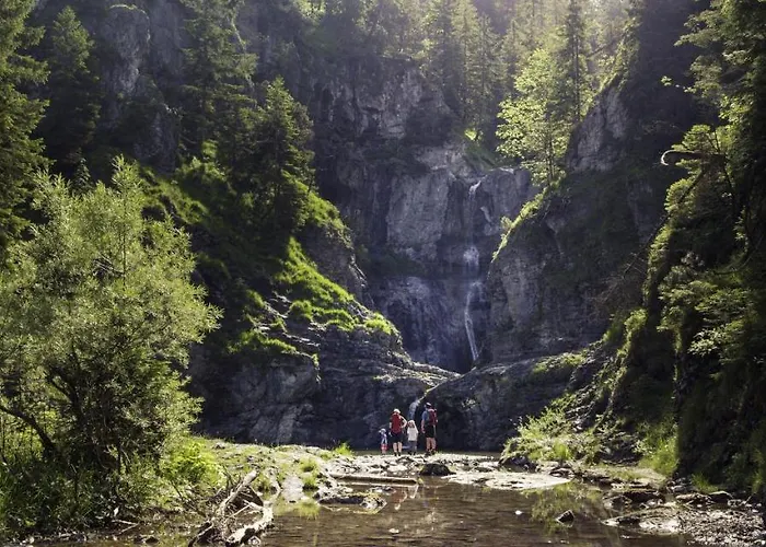 Blick Auf Ehrenberg * Reutte